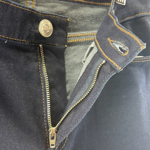 Hudson Jeans Krista Low Rise Ankle Straight Leg Jeans - Picture 8 of 12